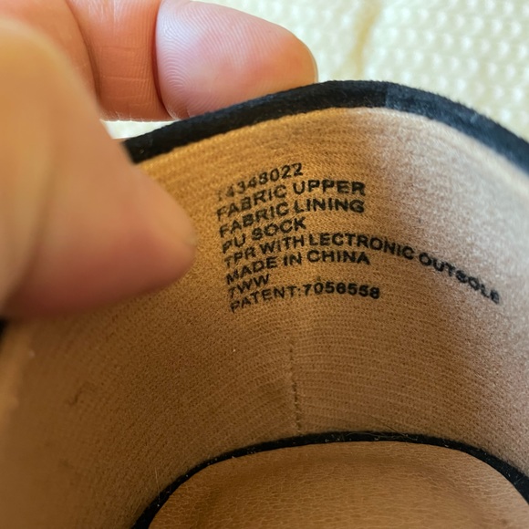 Torrid black with silver/metallic style dots, pointed toe flats - Picture 3 of 4